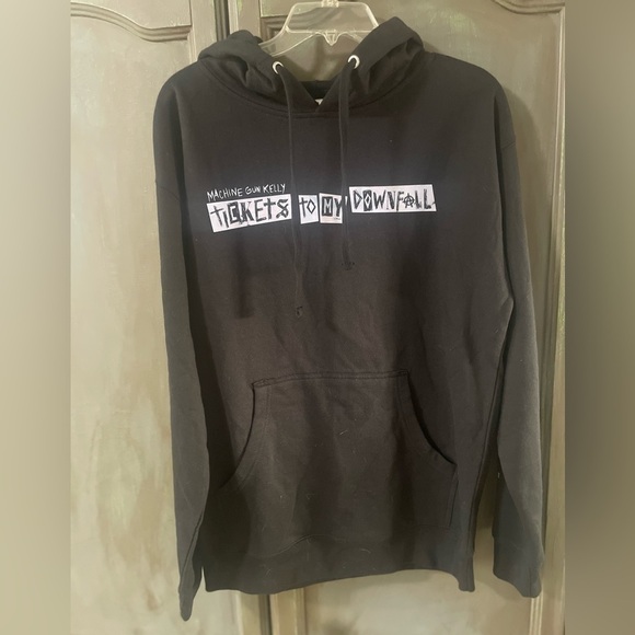 Machine Gun Kelly 2021 Tour Hoodie Tickets to My Downfall - Picture 1 of 9